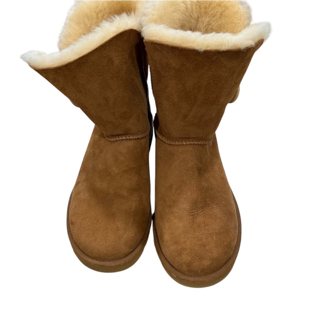 Ugg Bailey Button Ii Boots 7 Euc - image 3